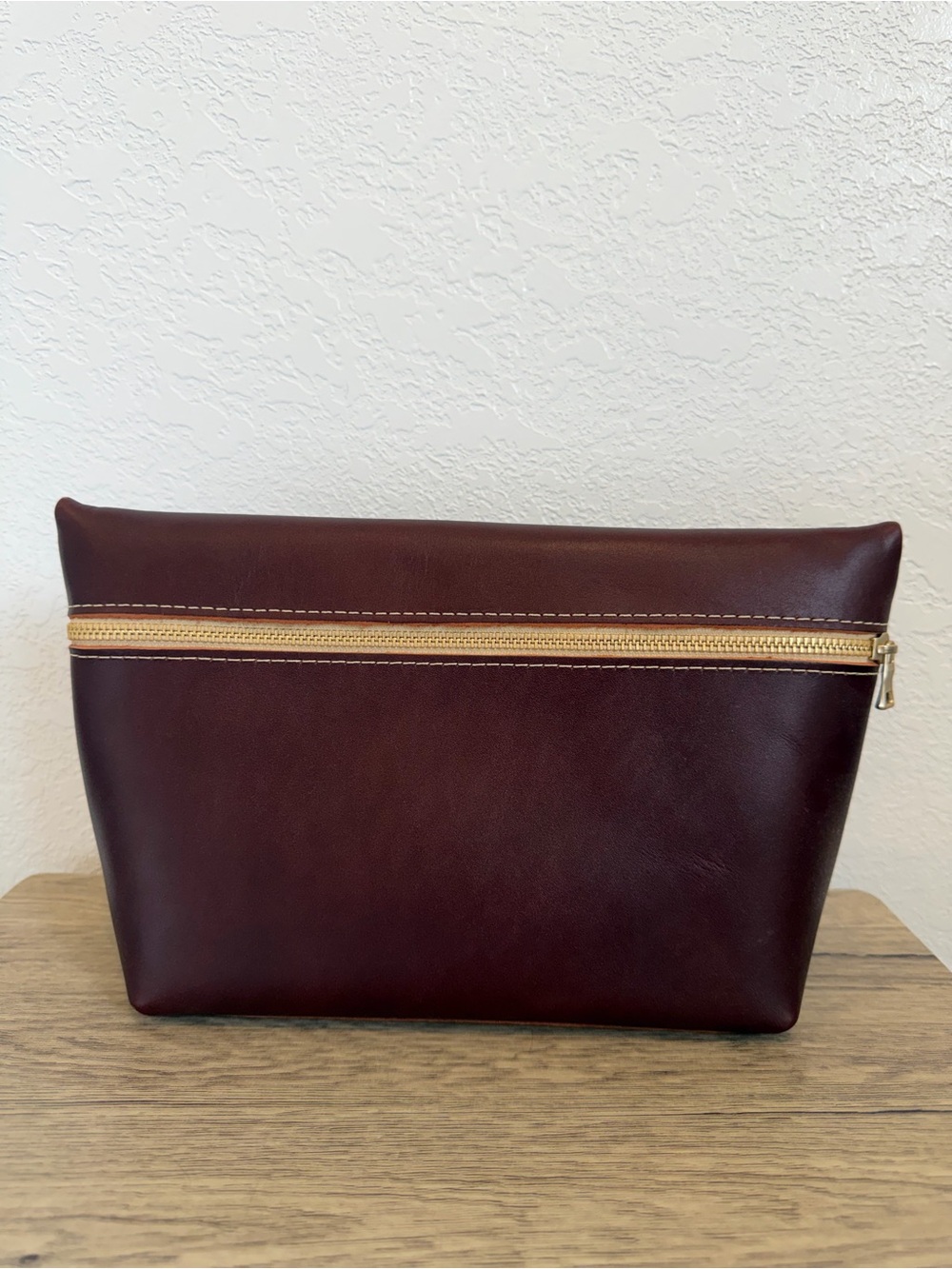 Portland Leather Goods XL makeup bag in Cognac - Picture 2 of 6